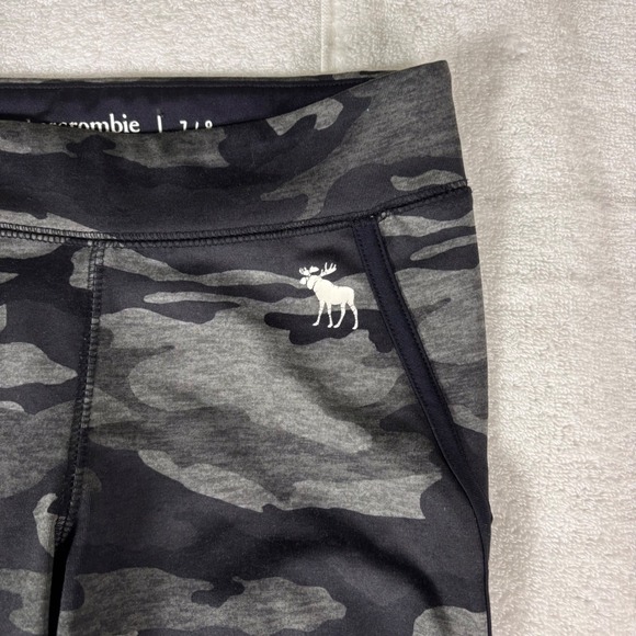 Abercrombie Kids Girls Camouflage Leggings Size 7 8 Athletic Yoga Pants Dance - Picture 7 of 12